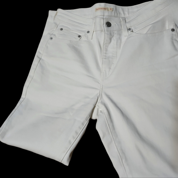 Levi jeans - Picture 2 of 3